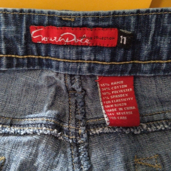 South‎ Pole Vintage Jean Capri Size 11 Medium Wash - Picture 4 of 4